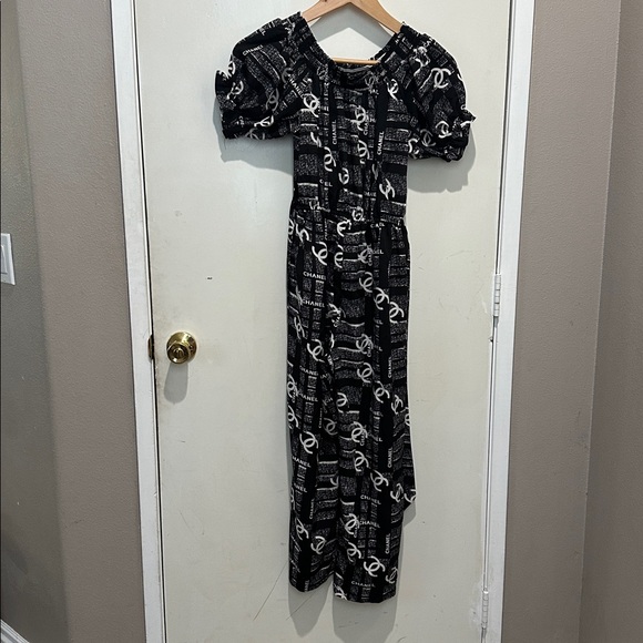 Black and White Logo Print Dress - Picture 2 of 3